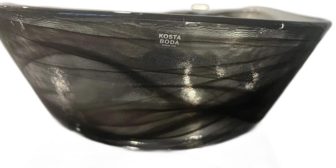Kosta Boda Skål, Mine i Rökfärgat Glas