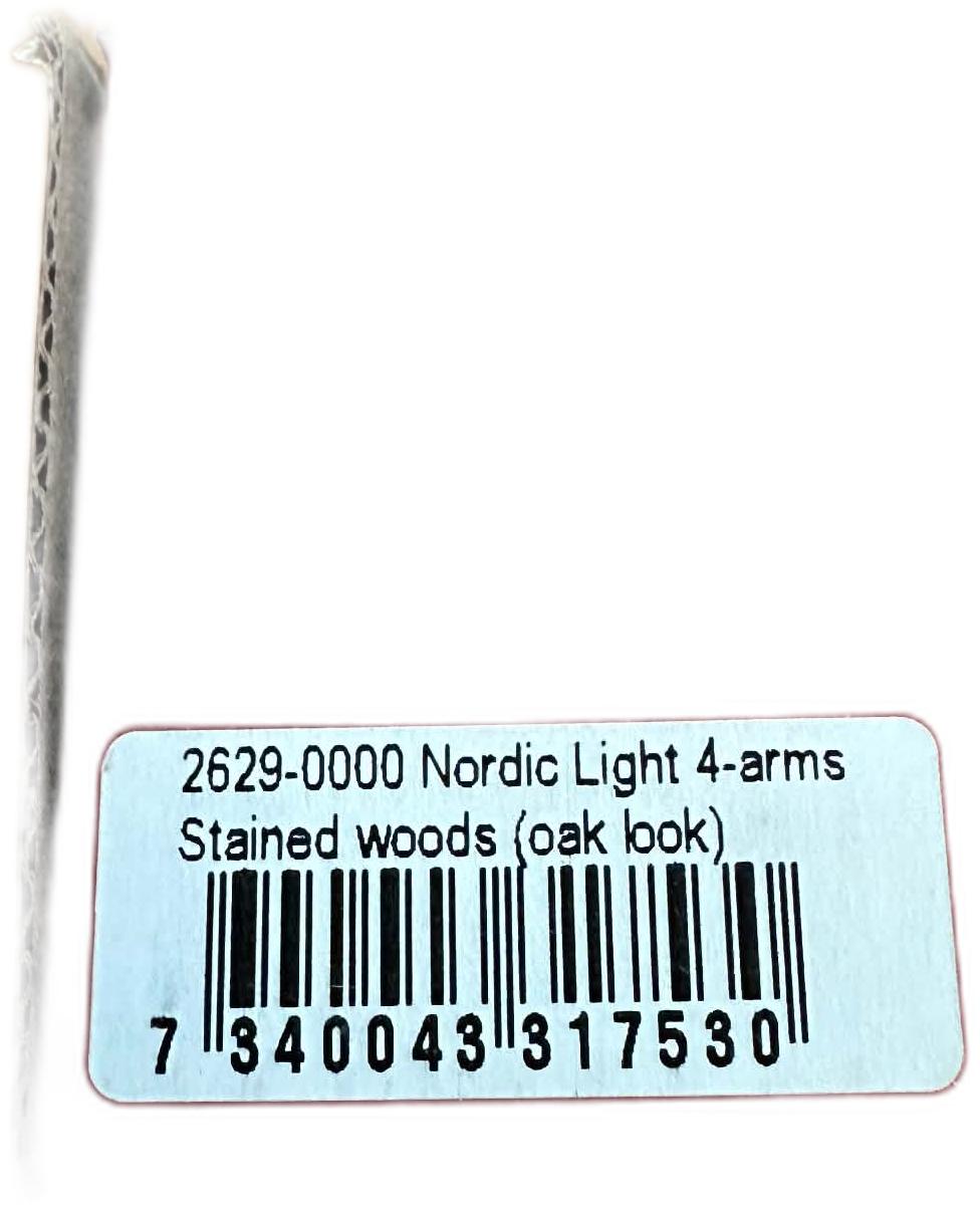 Nordic Light 4-arms ljusstake i ek trä Design House Stockholm