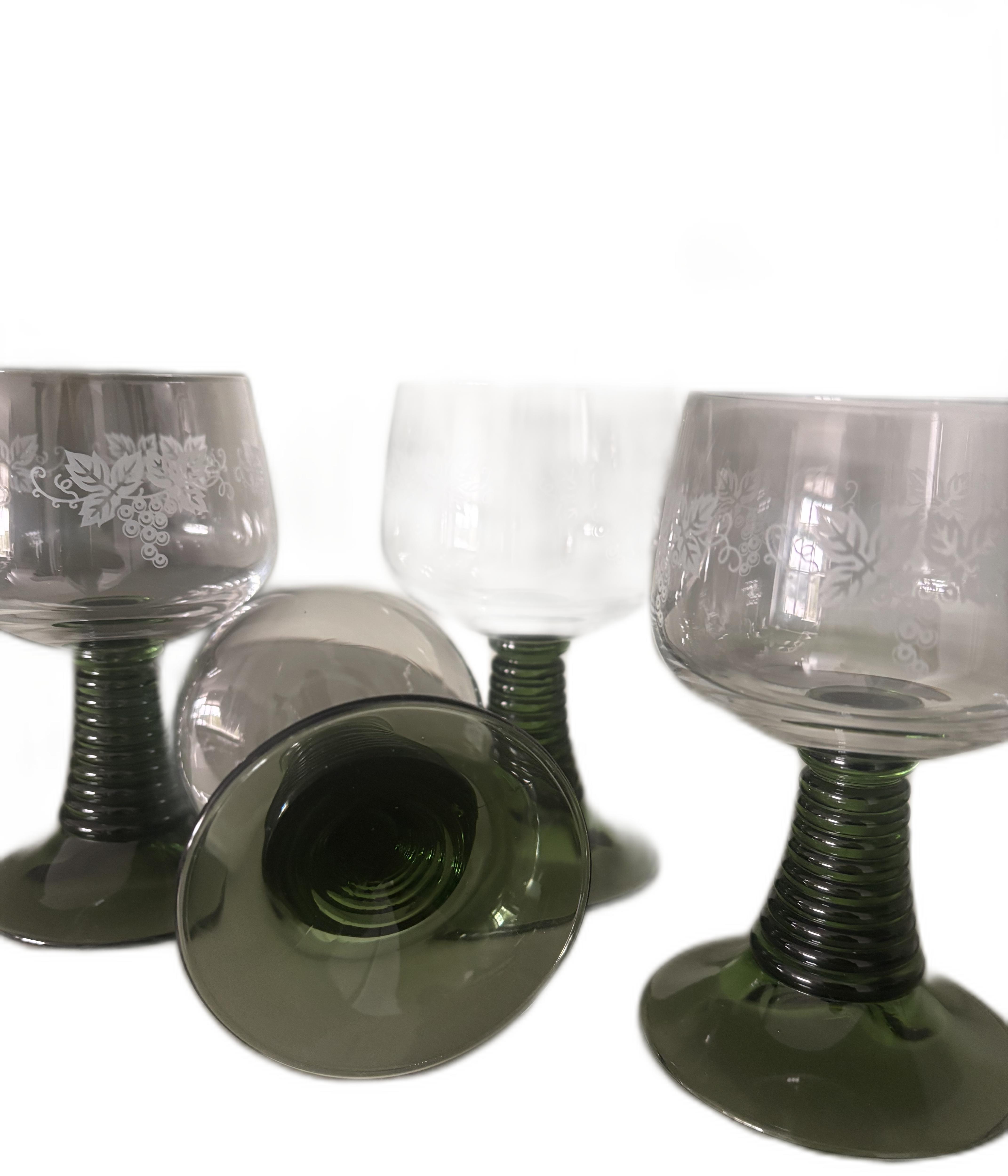 Vinglas med grön fot och druvmotiv, 4-pack